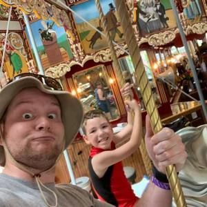 Meet your Posher, Cody